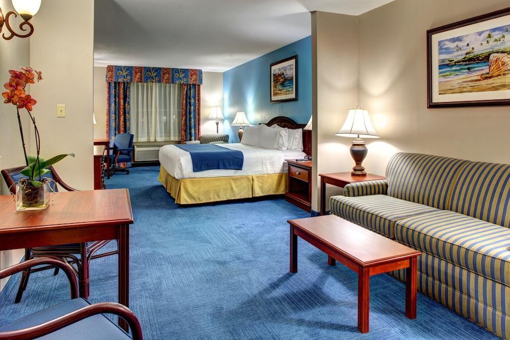 Hotel Express & Miami By Ihg Country Walk