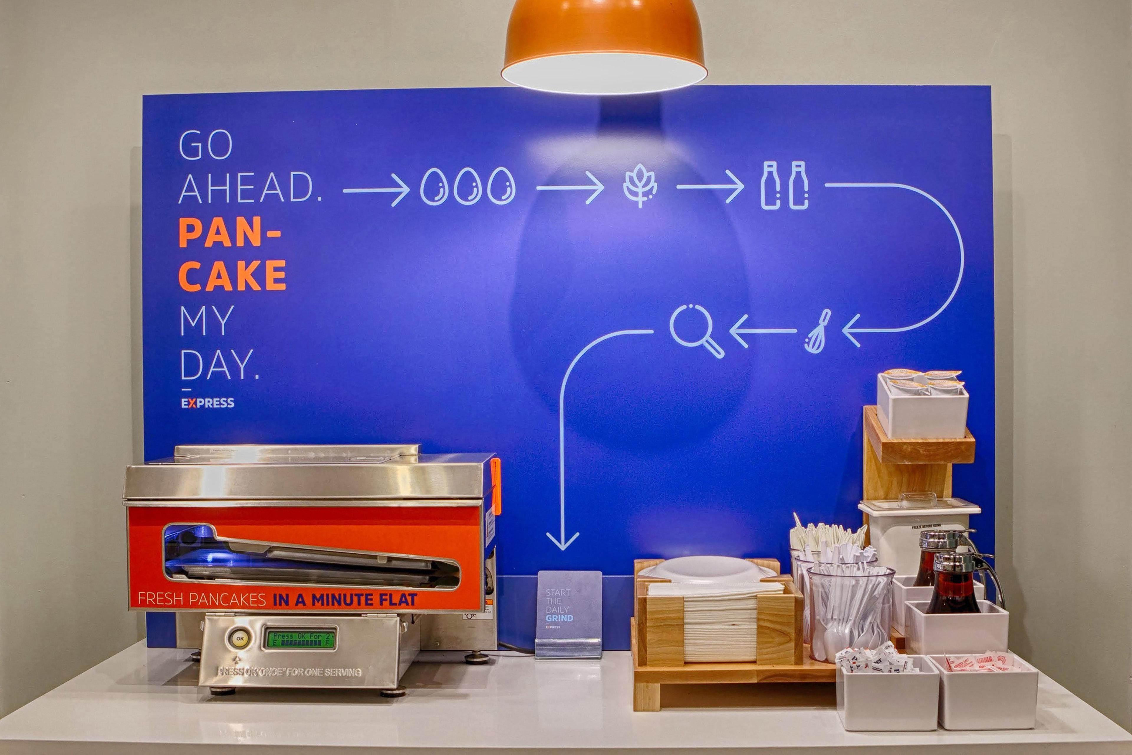 Express & Miami By Ihg Country Walk