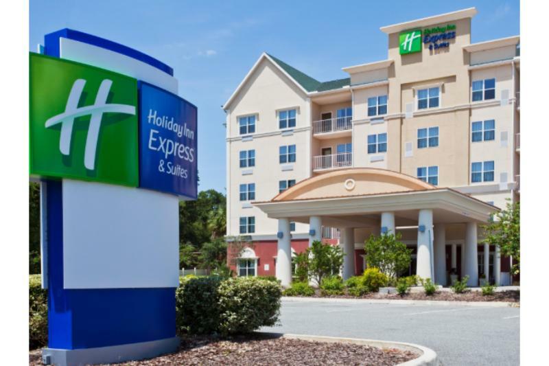 Express & Miami By Ihg Hotel Country Walk