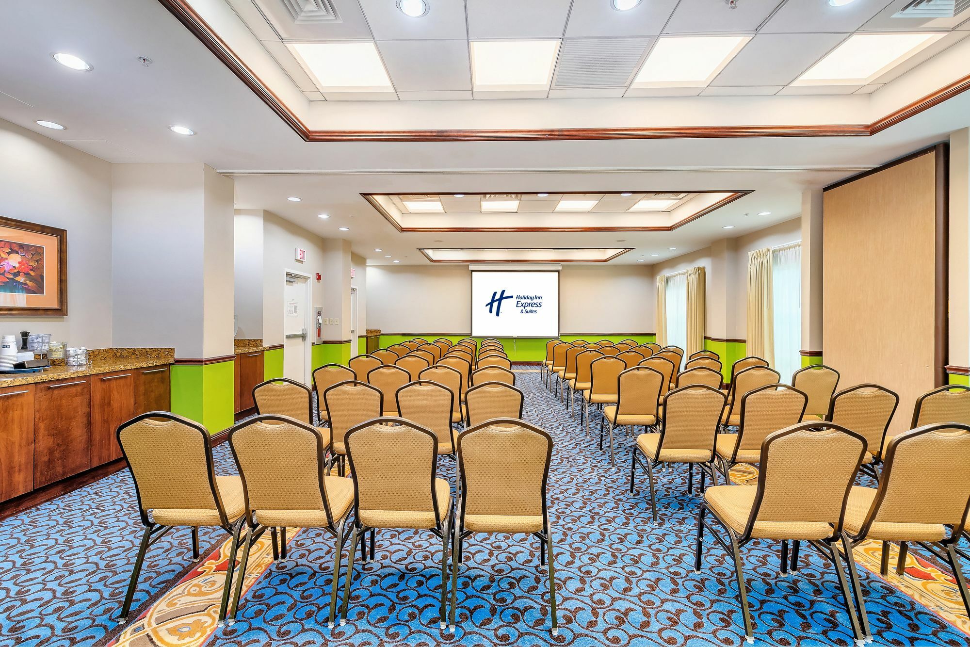 Express & Miami By Ihg Hotel Country Walk